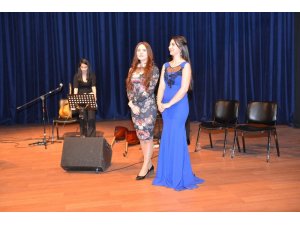 Sakarya Üniversitesinde halk müziği konseri gerçekleşti