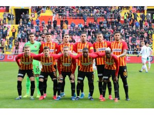 Süper Lig: Kayserispor: 0 - Konyaspor: 1 (Maç devam ediyor)