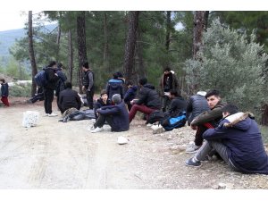 Seydikemer’de 32 düzensiz göçmen yakalandı