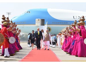 ABD Başkanı Trump, ilk resmi ziyareti için Hindistan’da
