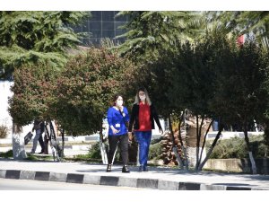 Celal Bayar Üniversitesi Rektörlüğü ’karantina’ iddialarını yalanladı