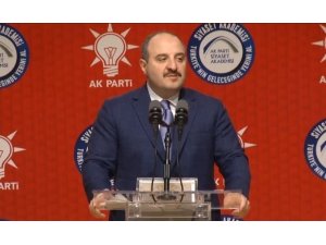 Bakan Varank: "Türkiye’de yapılamaz denilenler yapıldı, hayal görülenler gerçeğe döndü"