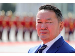 Moğolistan Devlet Başkanı Khaltmaa, tedbir amaçlı karantinaya alındı