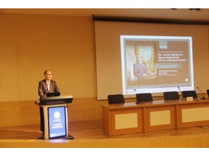 SAÜ’de ‘Kur’an-ı Kerimlerin basımı’ adlı konulu konferans gerçekleşti