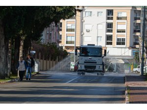 Muratpaşa’da beş mahallede dezenfekte çalışması