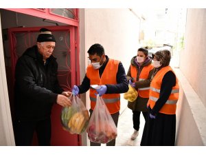 Çayıorova’da ‘Vefa’ ekipleri yaşlılara hizmet vermeyi sürdürüyor