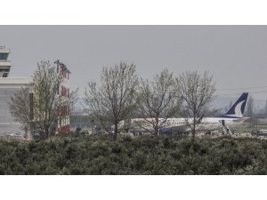 KKTC’deki 190 Türk öğrenci Balıkesir’e uçakla getirildi