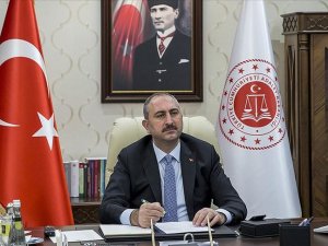 Adalet Bakanı Gül: 12 hakim ve savcı ile 55 personelin testi pozitif çıktı
