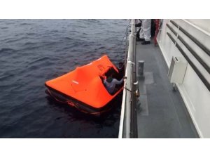 Yunan Sahil Güvenlik’i can salı ile ölüme terk etti