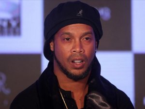 Ronaldinho 1,6 milyon dolara serbest