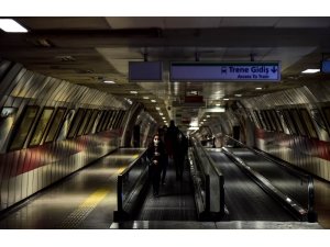 İstanbul metrolarında koronavirüs sessizliği