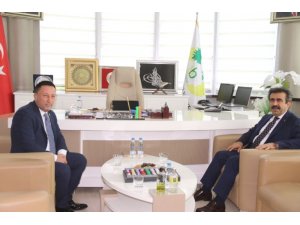 Başkan Beyoğlu: “Bağlar’ımıza ve diğer belediyelerimize her türlü desteği veren valimize teşekkür ediyoruz”