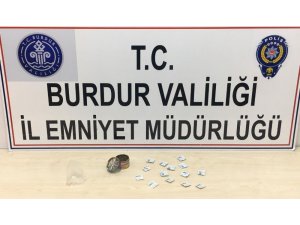 Burdur’da uyuşturucu ticareti yapan 2 şüpheli yakalandı