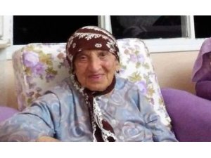 100 yaşındaki kadın lokum yerken hayatını kaybetti