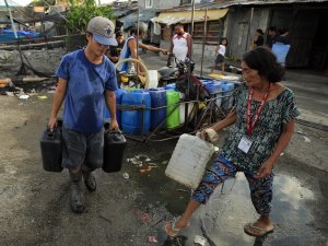 Filipinler’de tayfun alarmı
