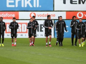 Beşiktaş'ta 8 kişinin koronavirüs testi pozitif çıktı