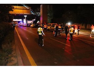 Başkent’te alkollü sürücü polis uygulama noktasına aracıyla daldı: 5’i polis 7 yaralı