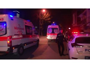 Kadıköy’de “kız meselesi” kanlı bitti: 4 yaralı