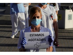 İspanya’da sağlık çalışanlarından protesto
