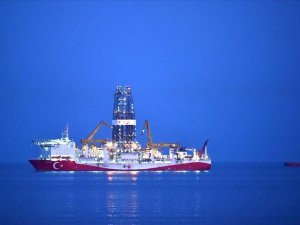 Fatih sondaj gemisi Karadeniz geçişine hazır