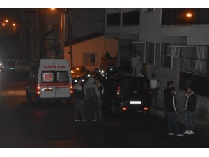 İzmir’de aranması bulunan şahsa yönelik operasyonda 1 kişi intihar etti