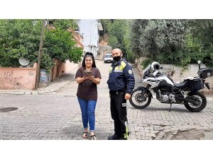 Motosikletli polisten İlayda’ya pastalı doğum günü sürprizi