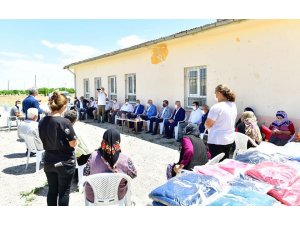 Milletvekili Kahtalı ve Başkan Çınar, mahalleleri ziyaret etti