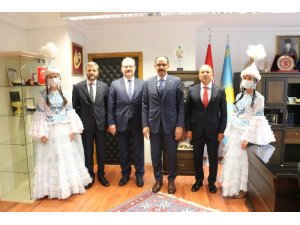 Ahmet Yesevi Üniversitesi Mütevelli Heyet Başkanlığında devir teslim töreni gerçekleşti
