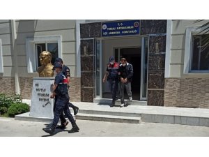 İzmir’de iş yerinden 105 bin liralık malzeme çalan hırsızlar yakalandı