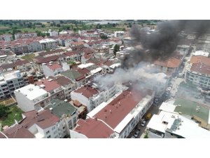 Bursa’’da korku dolu anlar...4 katlı bina yangın sebebiyle boşaltıldı