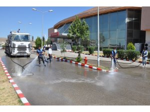 Cizre Devlet Hastanesi dezenfekte edildi