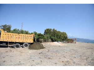 Karaot Plajı’nda Fethiye Belediyesi tarafından çalışmalar başladı