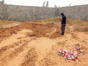 Libya'da 8 toplu mezar bulundu
