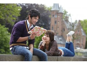 Peekay filminde oynayan ünlü Hint aktör evinde ölü bulundu