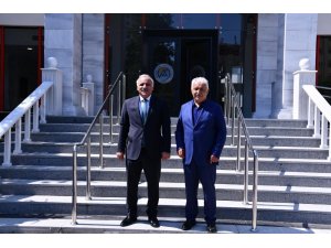 Başkan Zorluoğlu’ndan Avrasya Üniversitesi’ne ziyaret