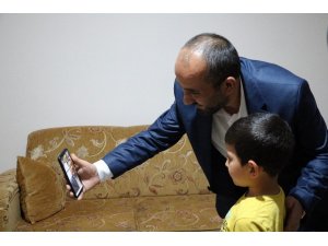 Cumhurbaşkanı Yardımcısı Oktay, 7 yaşındaki Burak Mert Baştürk’ü telefonla aradı
