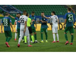 Süper Lig: Çaykur Rizespor: 2 - Yukatel Denizlispor: 2 (Maç sonucu)