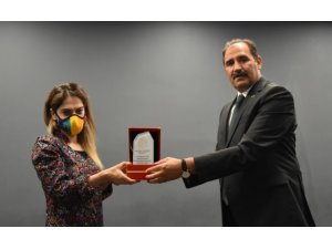 Erzincan’da bin 503 sertifika almaya hak kazandı