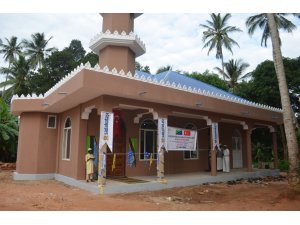 Tanzanya’da Sultan Abdülhamit Han Camii ibadete açıldı