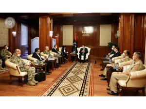 Bakan Akar, Libya Başbakanı Serrac ile görüştü