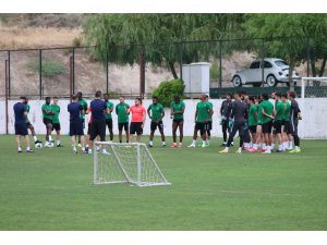 Denizlispor, Levent Kartop ile Başakşehir maçına hazırlanıyor