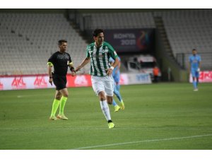 Süper Lig: Konyaspor: 0 - Çaykur Rizespor: 0 (İlk yarı)