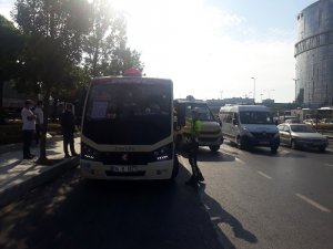 Yenibosna’da fazla yolcu taşıyan sürücüye para cezası kesildi