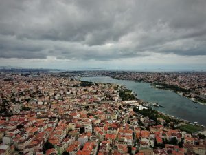 Yağmur bulutları İstanbul semalarında