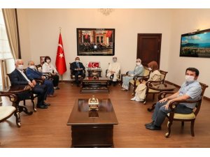 Diyanet İşleri Başkanı Erbaş, Vali Sonel’i ziyaret etti