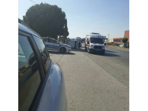 İzmir’de otomobil otobüs durağına daldı: 1 ölü