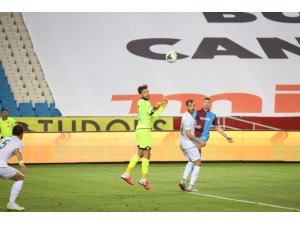 Süper Lig: Trabzonspor: 1- İttifak Holding Konyaspor: 0 (Maç devam ediyor)