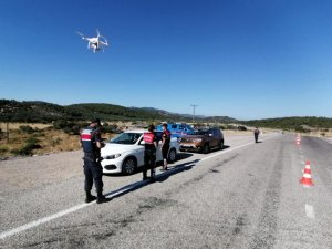 Jandarmadan drone ile havadan trafik denetimi