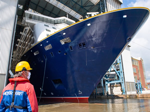 Saga Cruises için inşa edilen Spirit of Adventure, Almanya'da denize indirildi