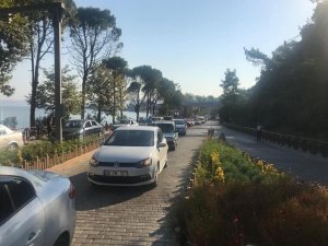 Kuşadası’ndaki milli parkta bayram kuyruğu